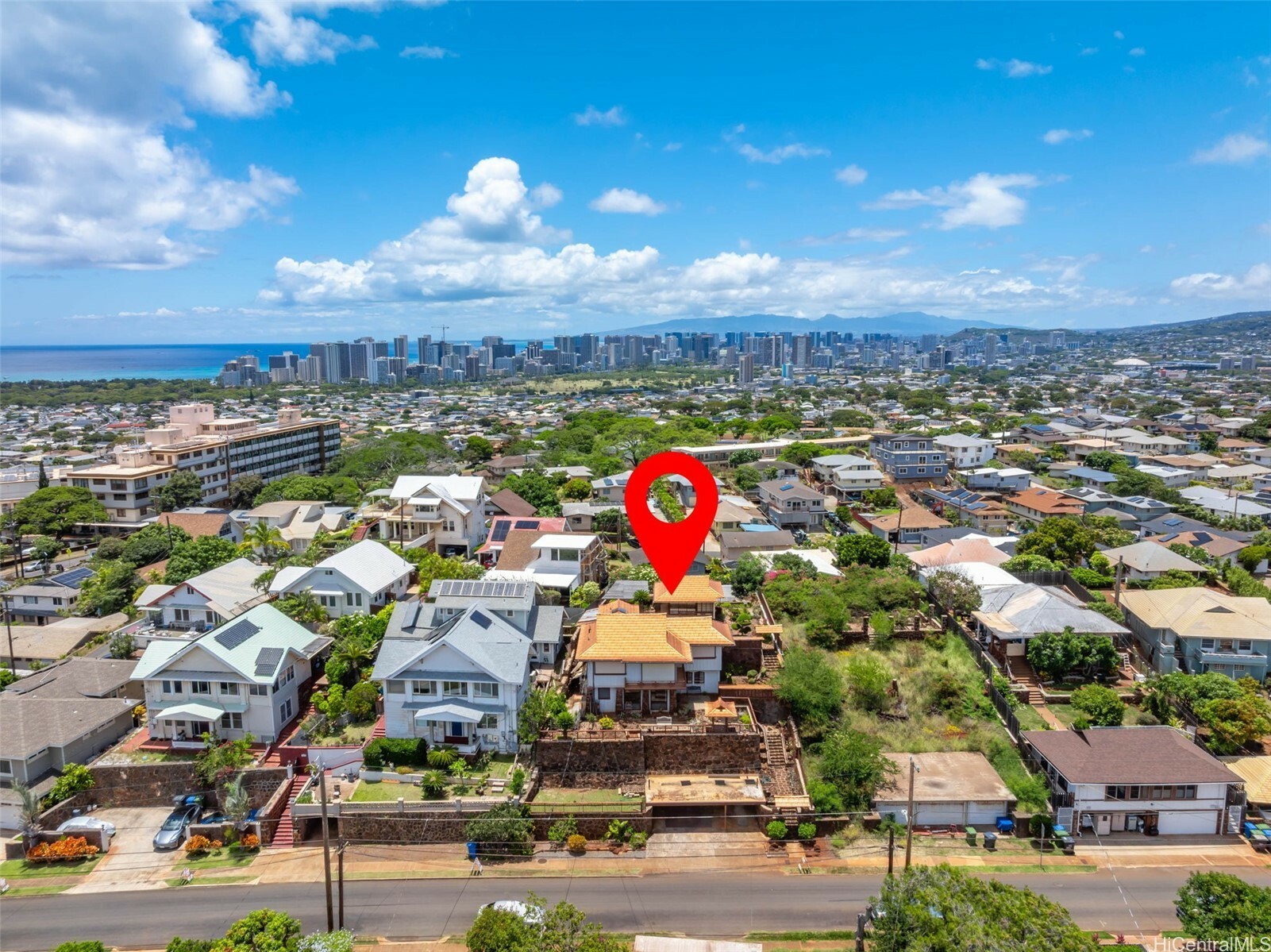 Property Photo: 748 Ocean View Drive HI 96816