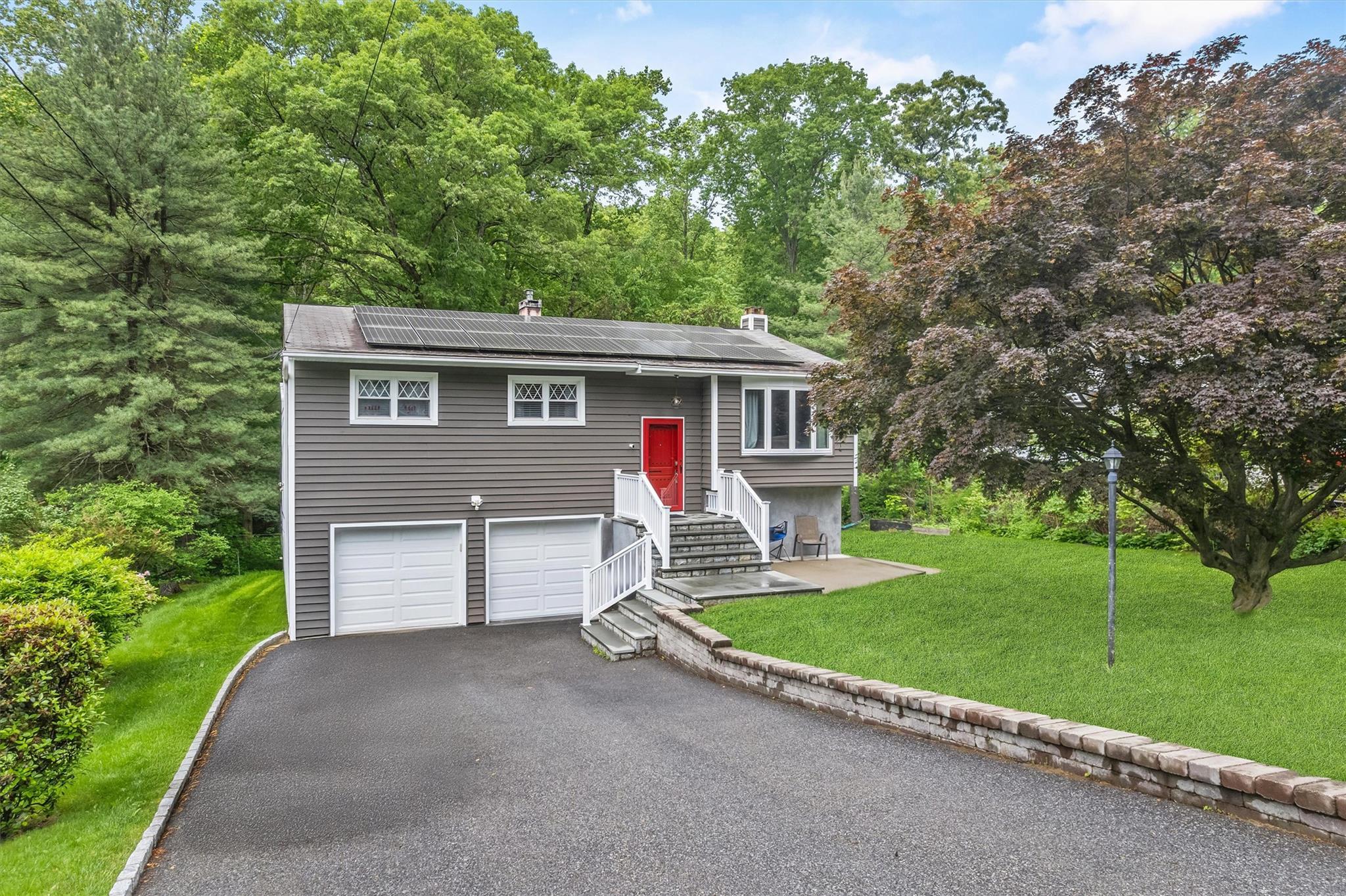 Property Photo:  209 Laurel Drive  NY 10567 