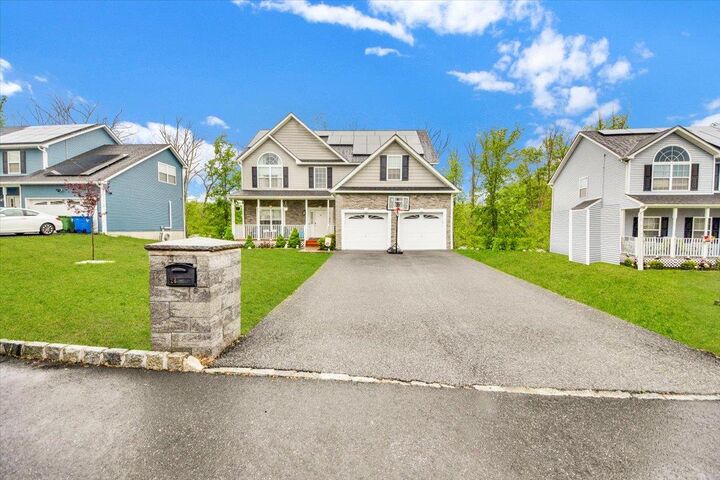 26 Kyleigh Way  Middletown NY 10940 photo