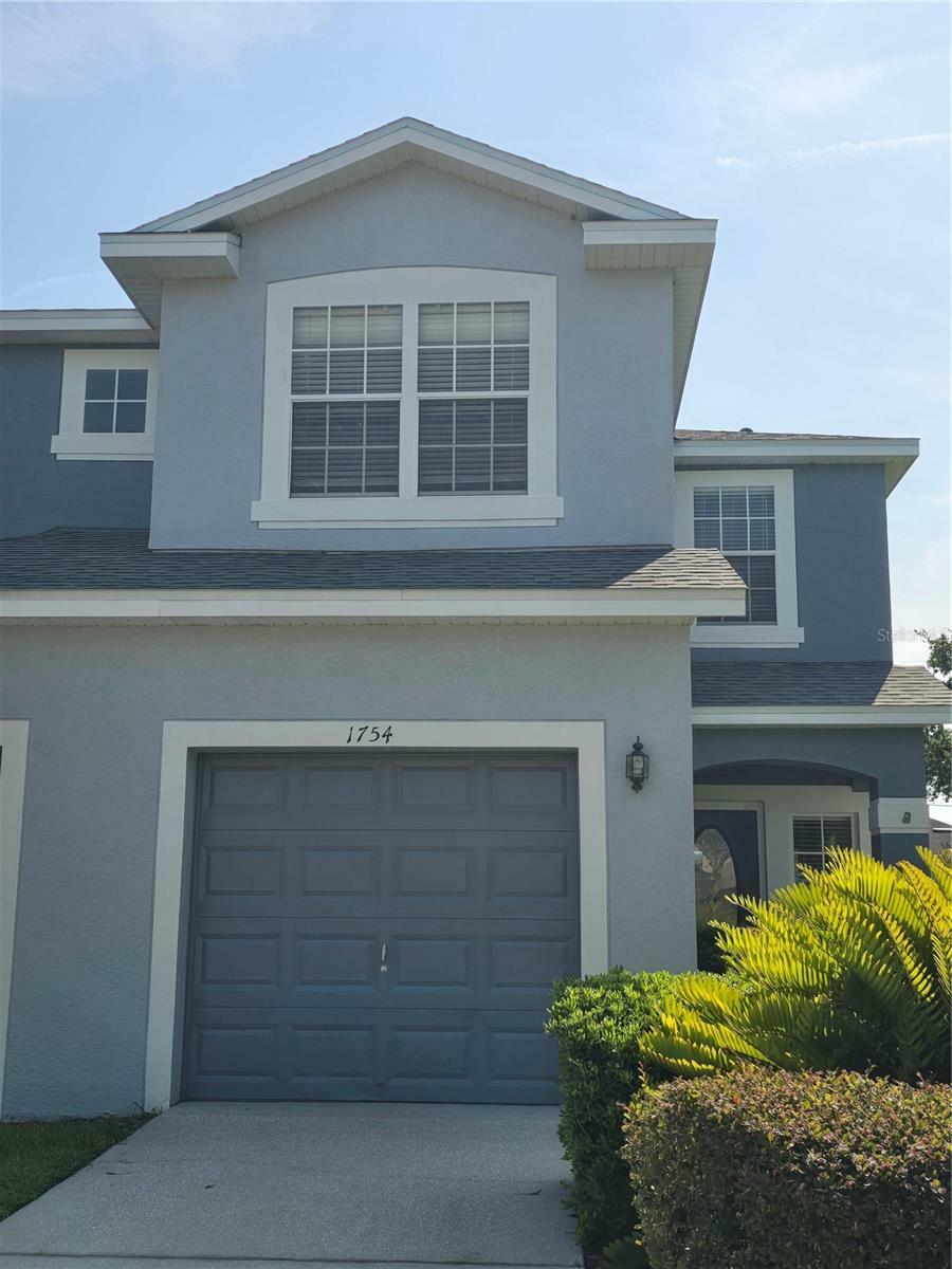 Property Photo:  1754 Fritwell Court  FL 34761 