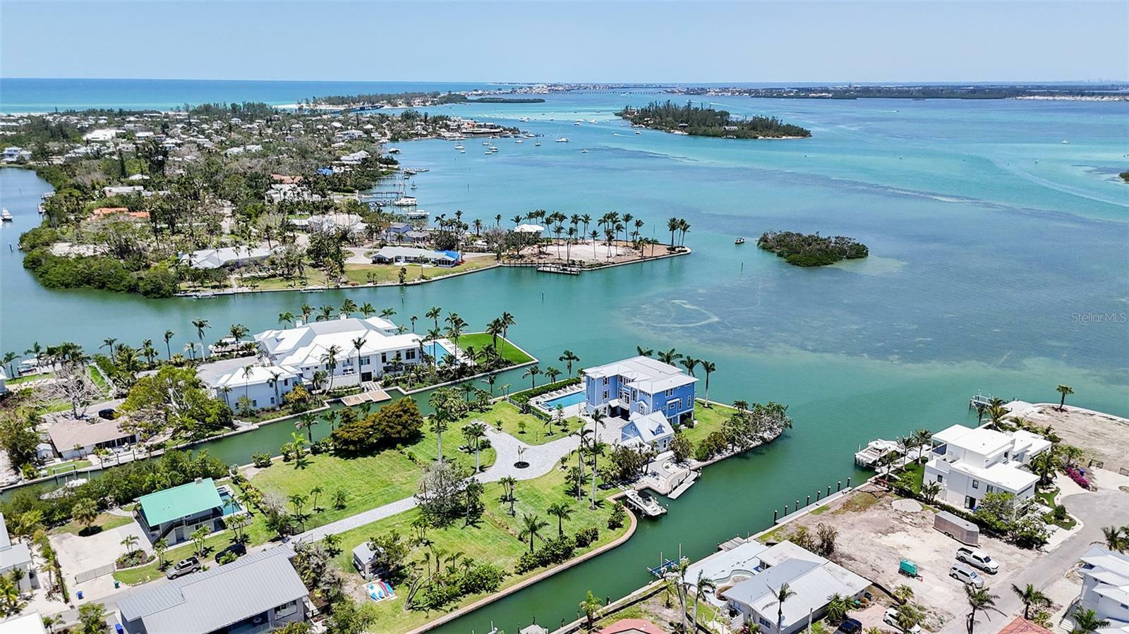 Property Photo: 630 De Narvaez Drive FL 34228
