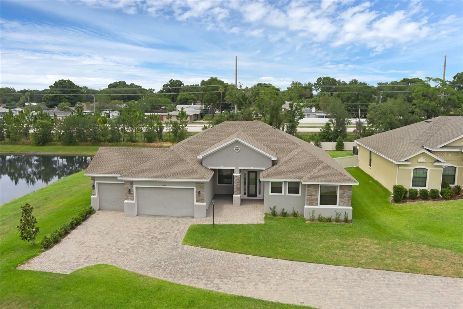 Property Photo: 1504 Cordgrass Way FL 33813
