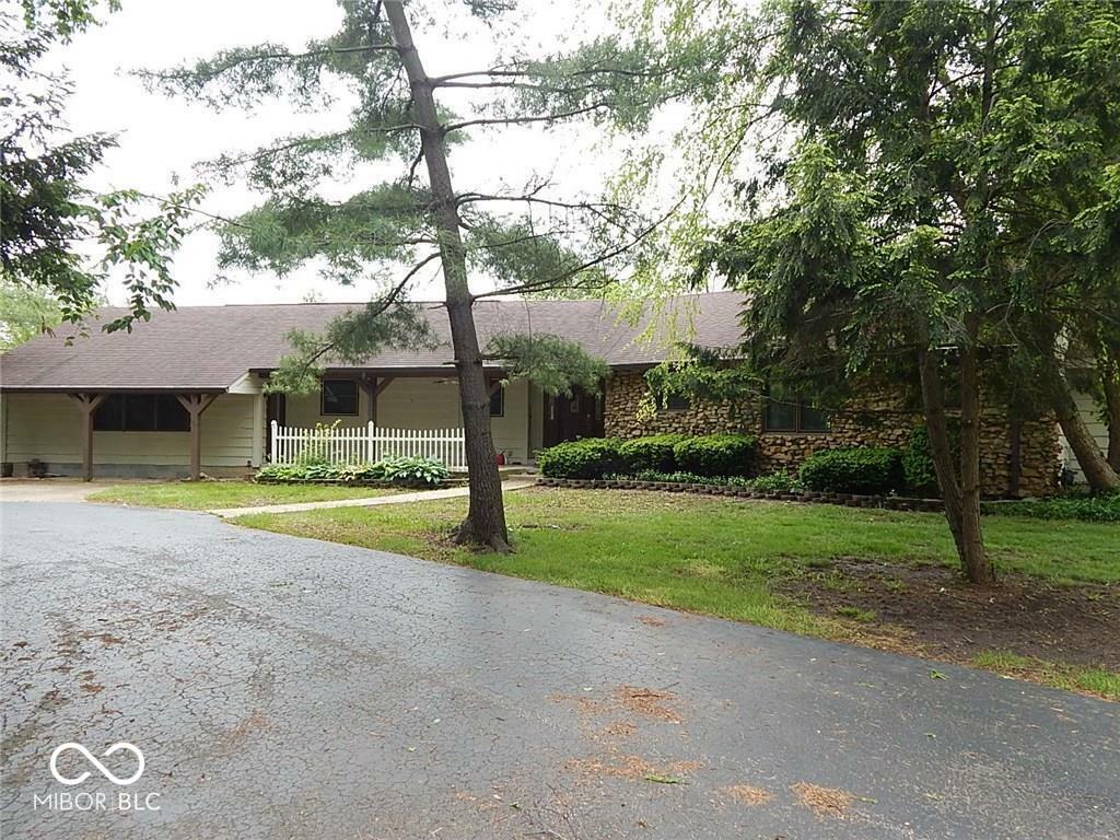6795 W 21st Street  Indianapolis IN 46214 photo