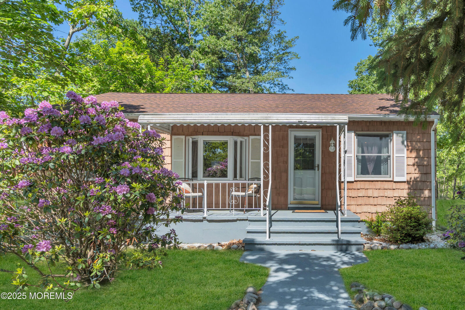 Property Photo:  94 Cherry Street  NJ 08759 