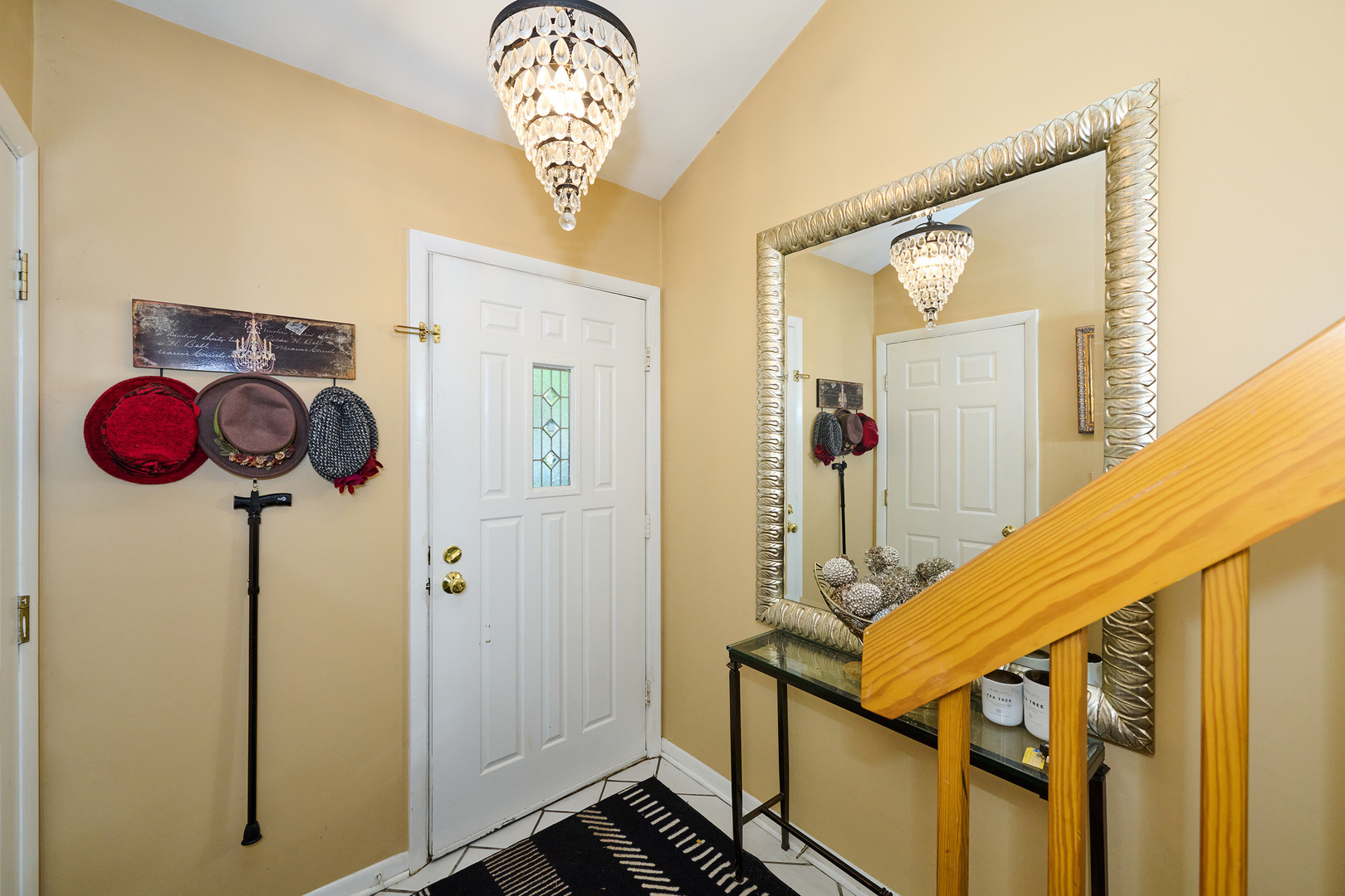 Property Photo: 202 Country Lane 202 IL 60016
