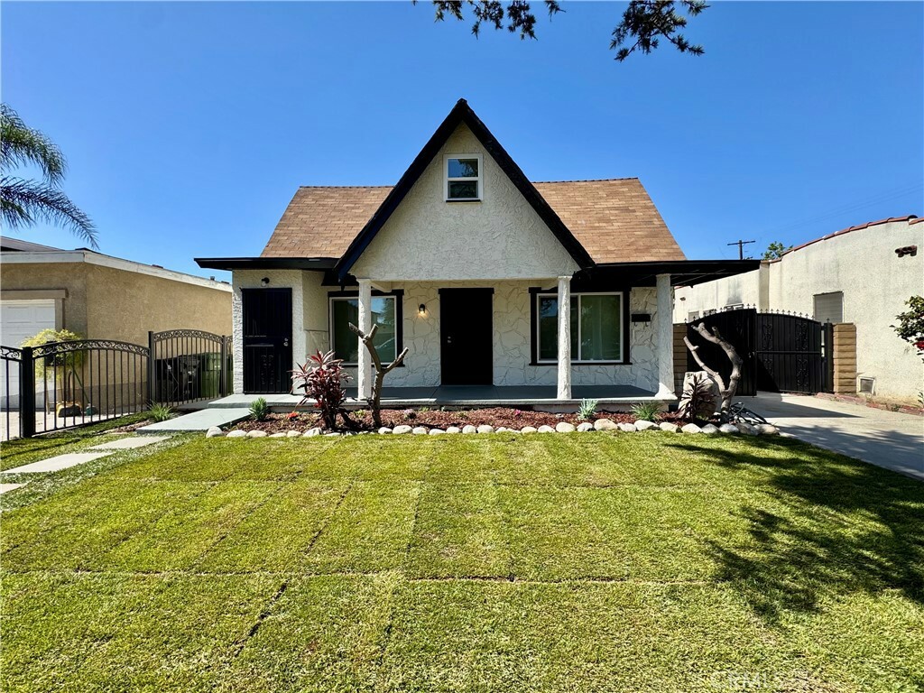 407 W 107th Street  Los Angeles CA 90003 photo