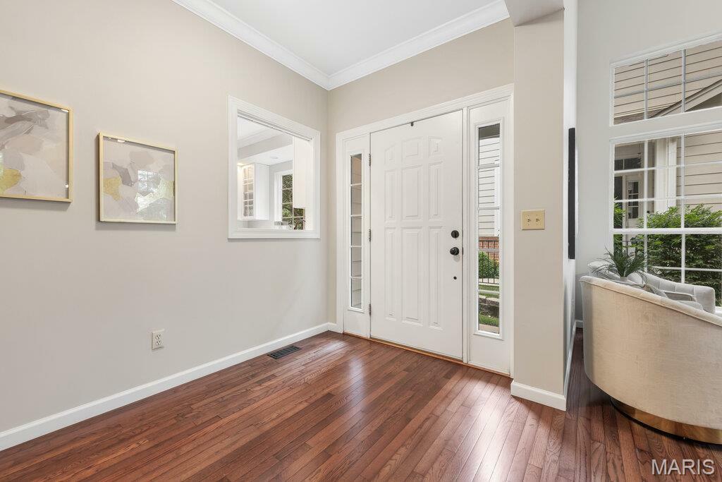 Property Photo: 16841 Chesterfield Bluffs Circle MO 63005