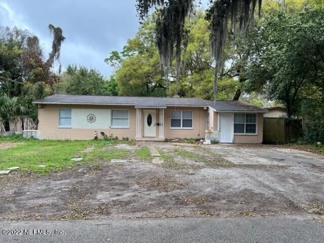 Property Photo:  5715 Wiltshire Street  FL 32211 
