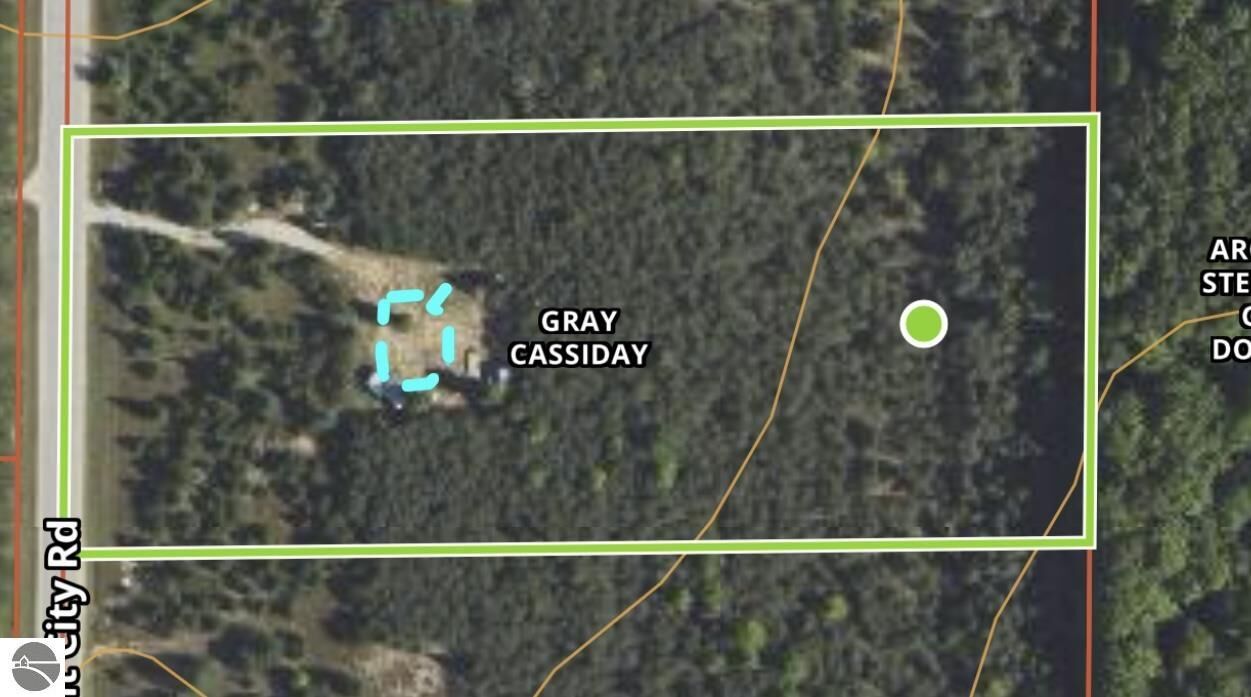 Property Photo:  11277 Summit City Road  MI 49649 