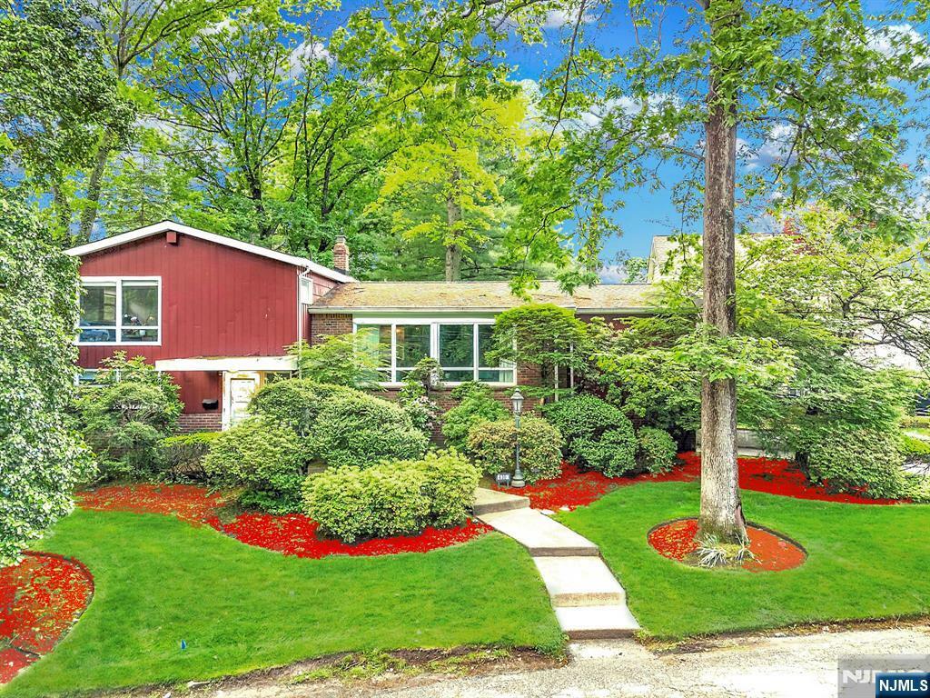 430 Jones Road  Englewood NJ 07631 photo