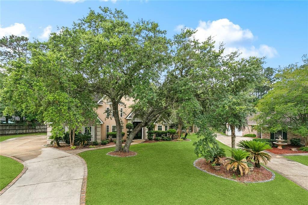 Property Photo: 102 Ayshire Court LA 70461