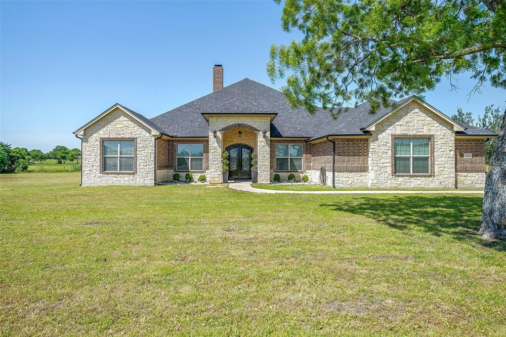 Property Photo: 1100 S Fm 157 TX 76084