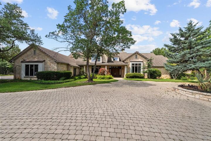 2316 Starlight Court  Arlington TX 76016 photo