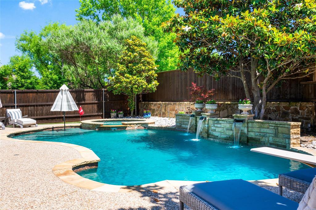 Property Photo: 913 Bristlewood Drive TX 75072