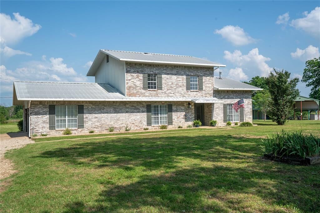 Property Photo:  374 County Road 42530  TX 75462 