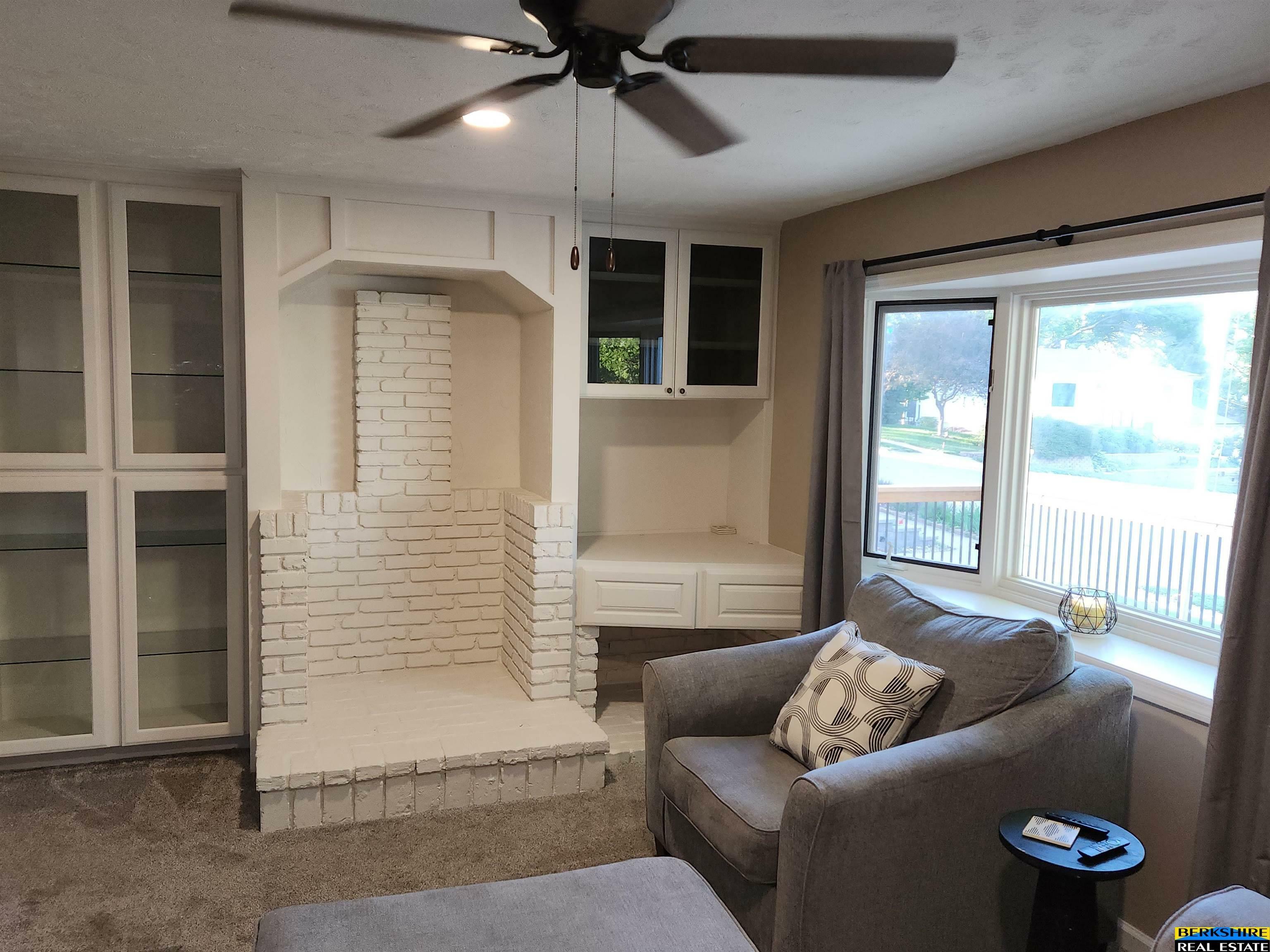 Property Photo: 3608 S 87 Avenue NE 68124