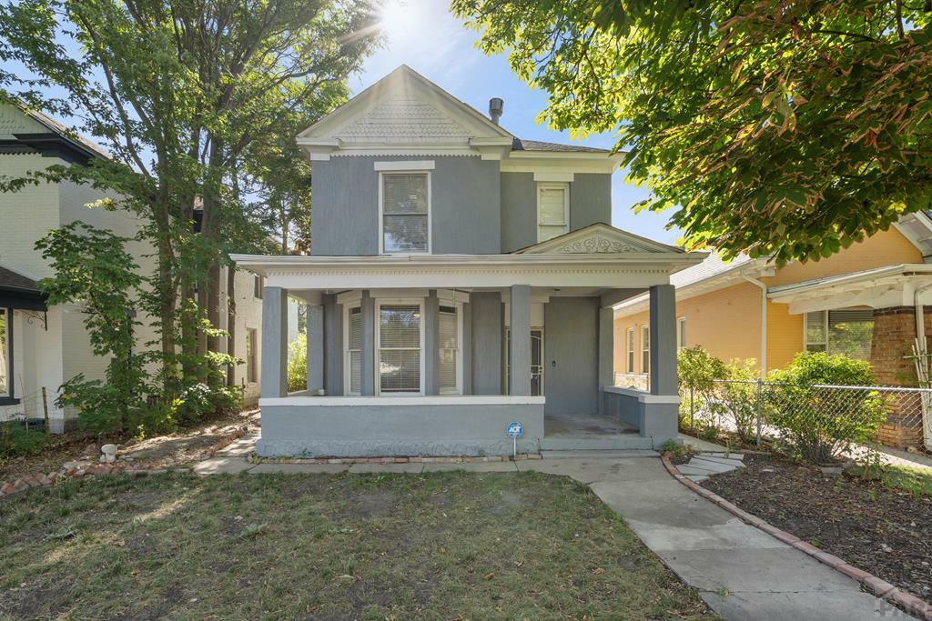 Property Photo: 322 Broadway Ave CO 81004