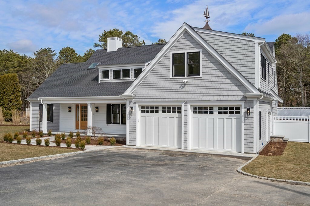 Property Photo: 10 Dawson Way MA 02536