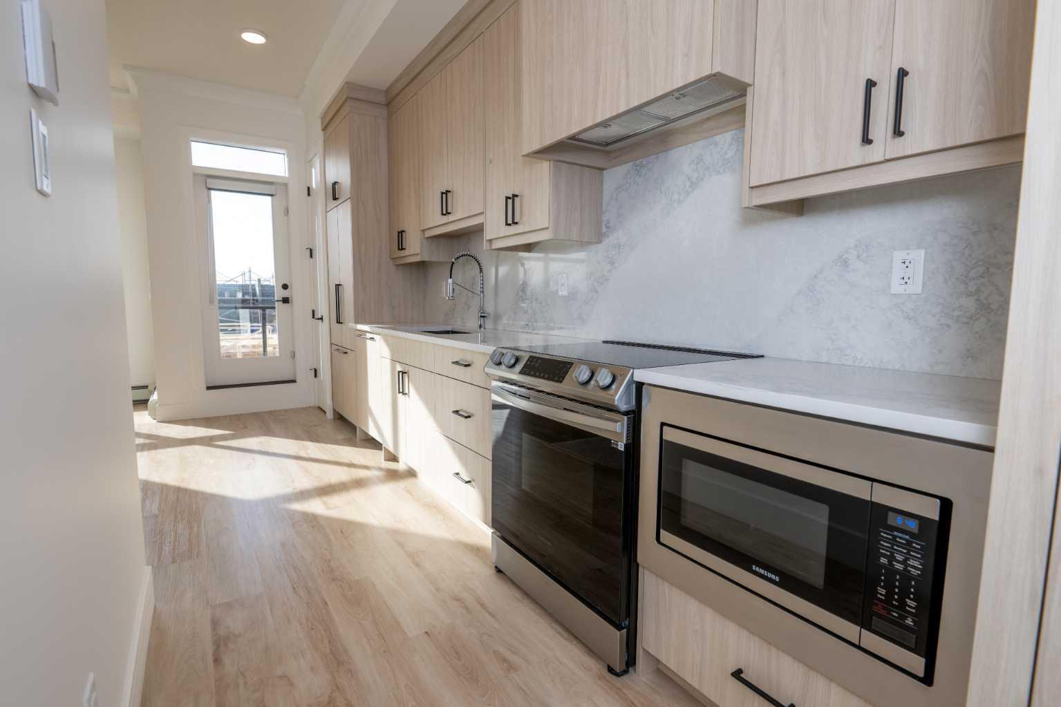 Property Photo: 330 Dieppe Drive SW 117 AB T3E 2L4