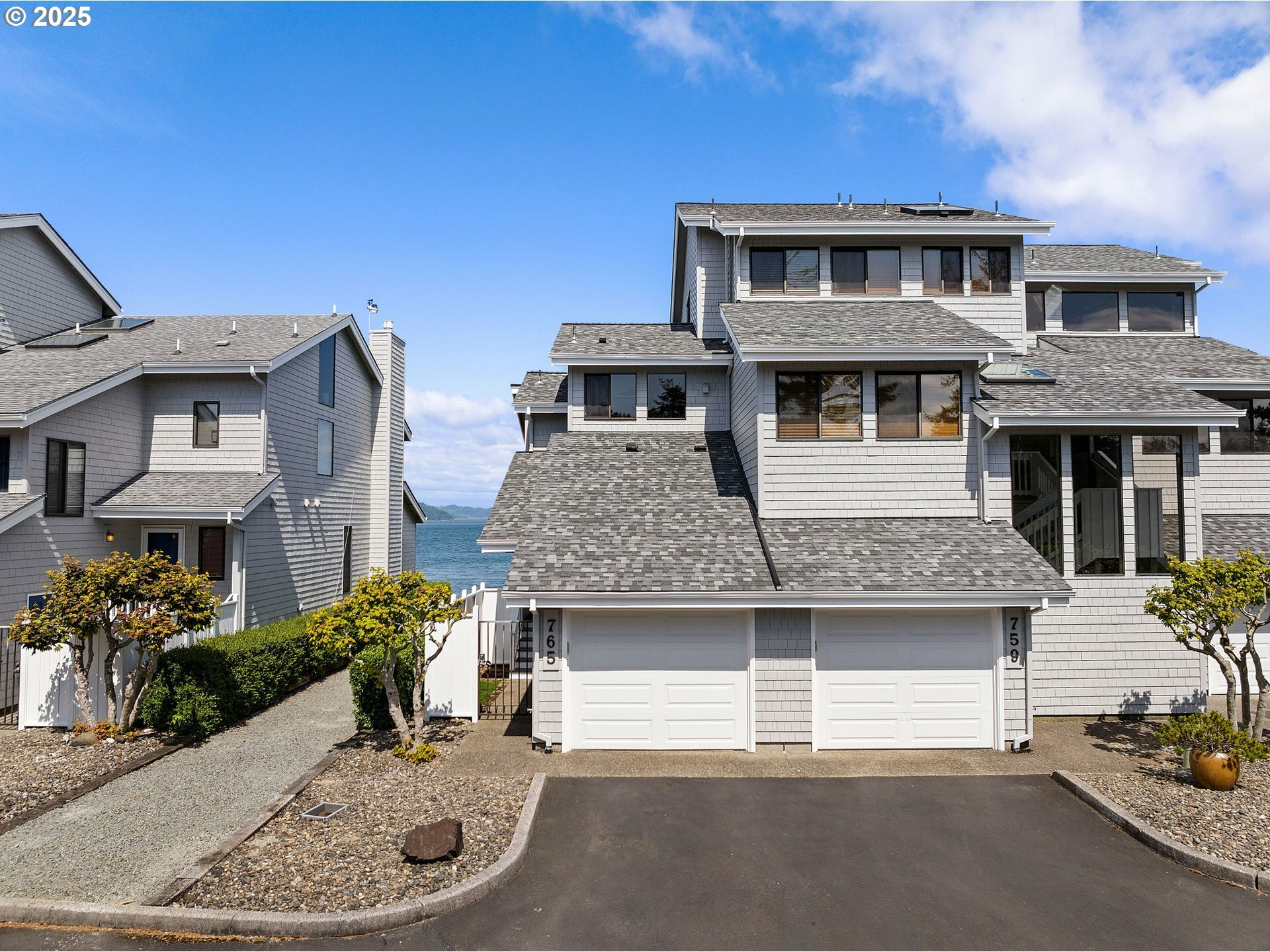 Property Photo: 765 5th Ave 5 OR 97121
