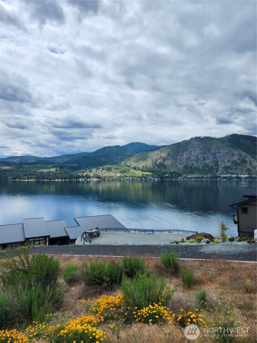 Property Photo: 49 Carrera Lane WA 98831