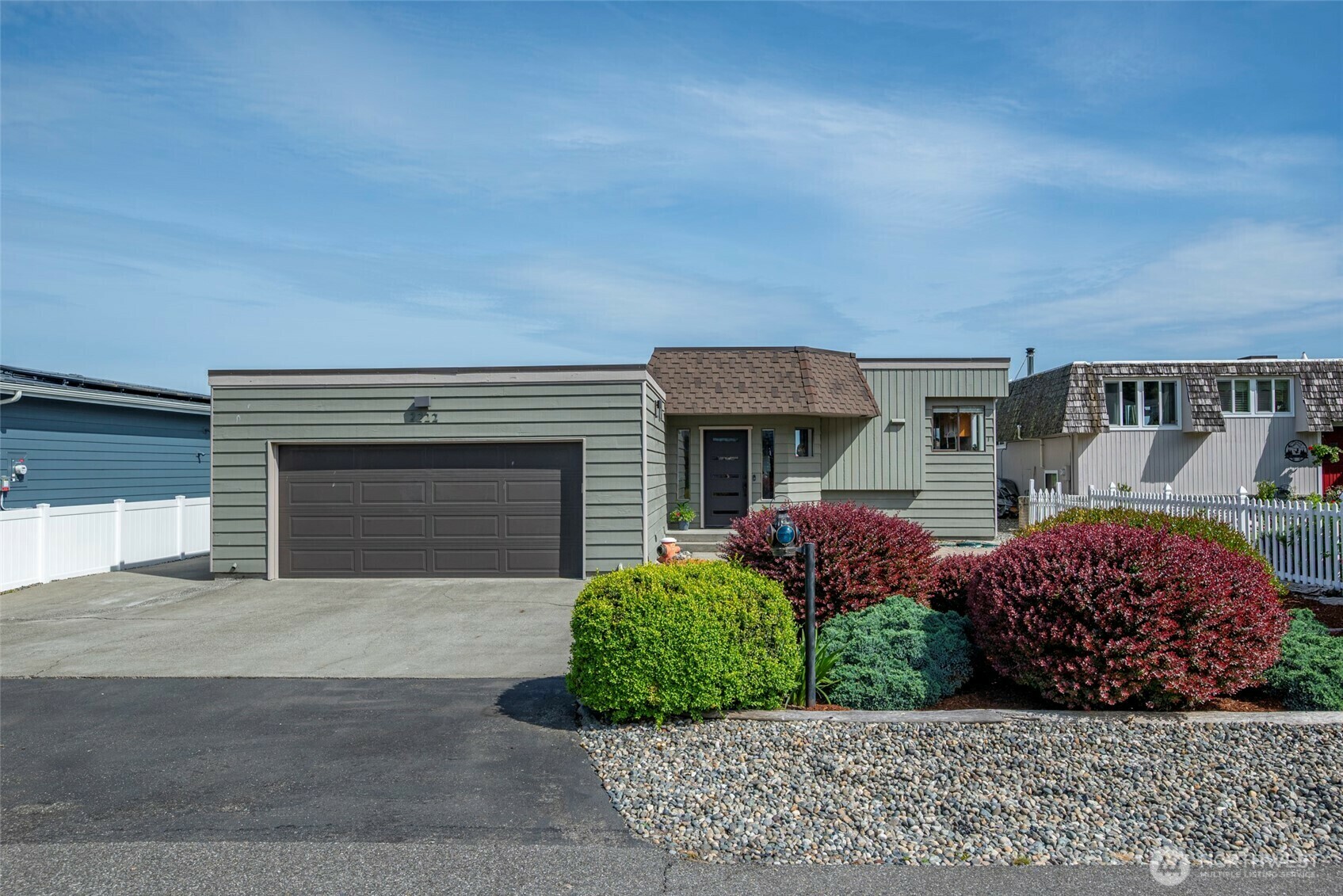 Property Photo: 2222 Mariners Way WA 98277