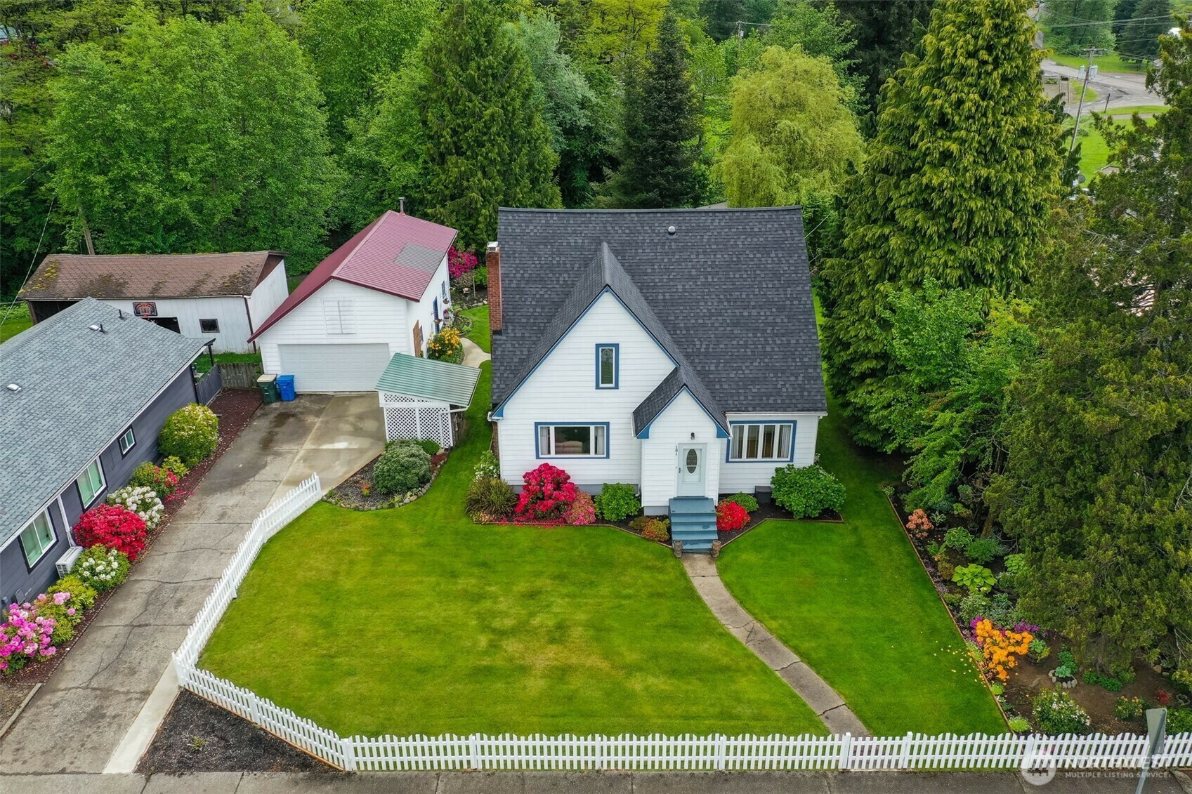 181  N 2nd St  Morton WA 98356 photo