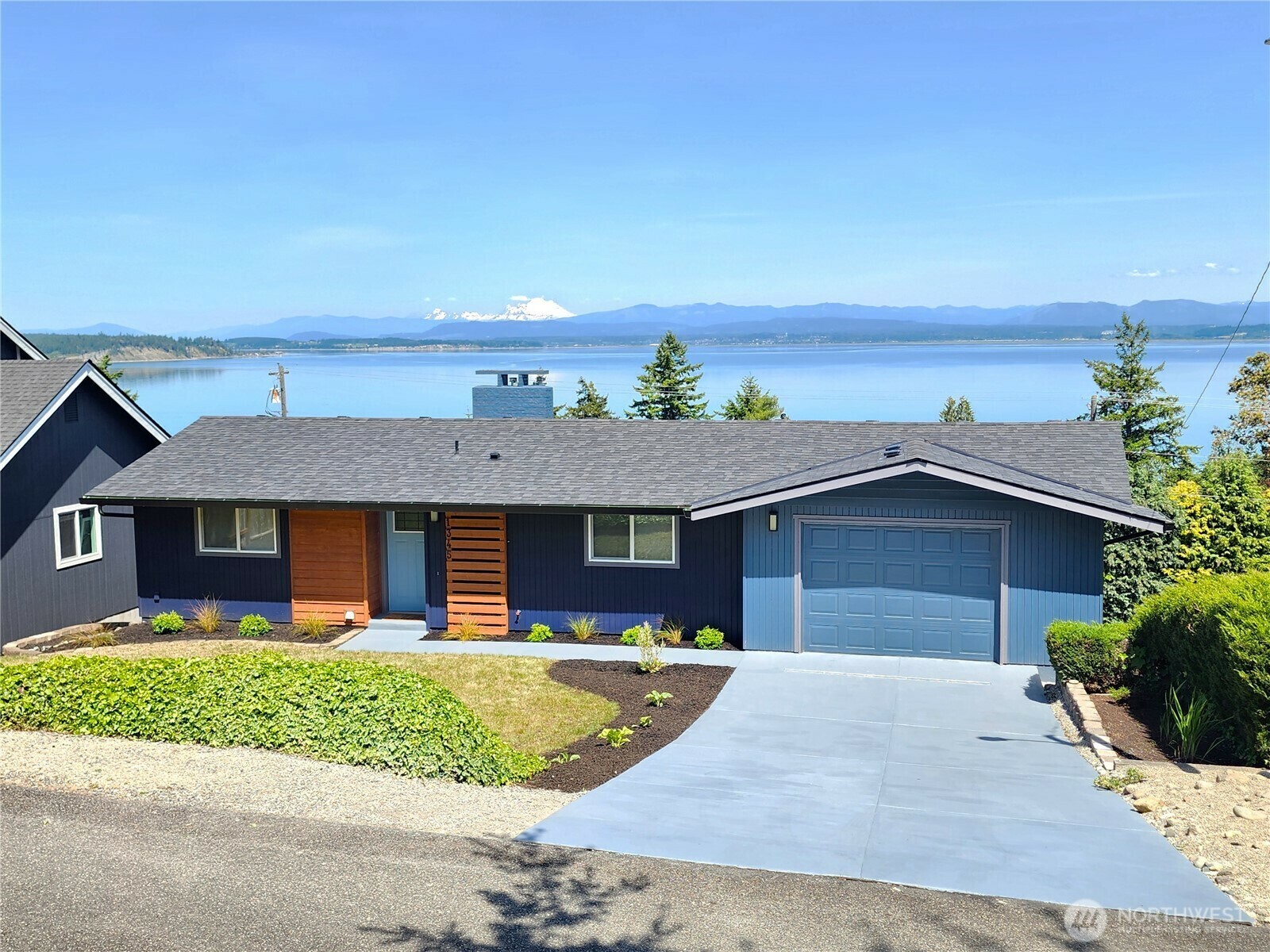 Property Photo: 1345 Rainbow Lane WA 98282
