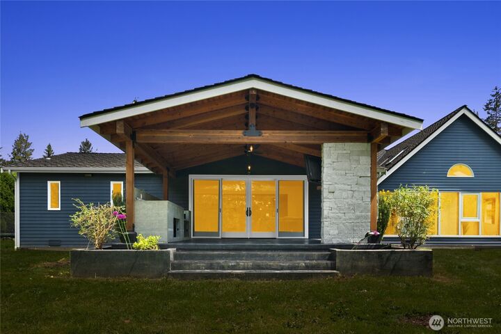 Property Photo: 12425 318th Avenue NE WA 98019