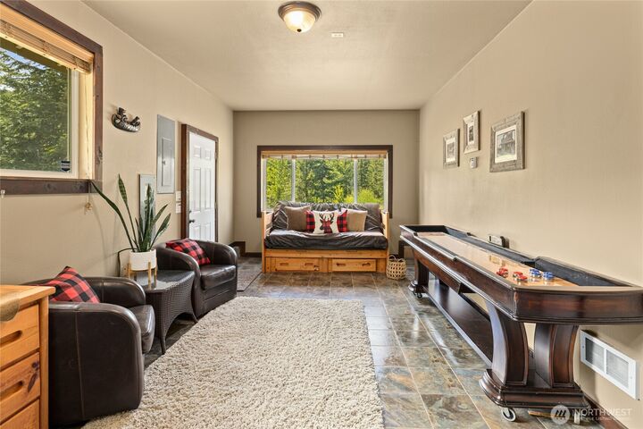 Property Photo: 1751 Stone Ridge Drive WA 98922
