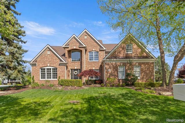 Property Photo: 15428 Bay Hill Drive MI 48168