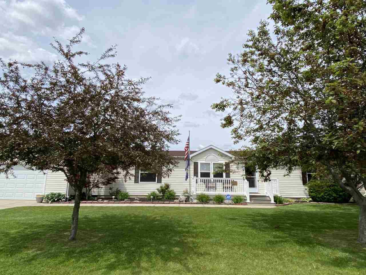 Property Photo: 4484 Blue Heron Drive IN 47374