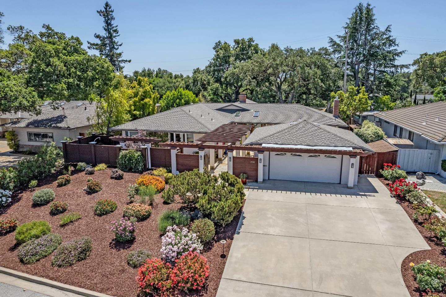 Property Photo: 19740 Glen Brae Drive CA 95070