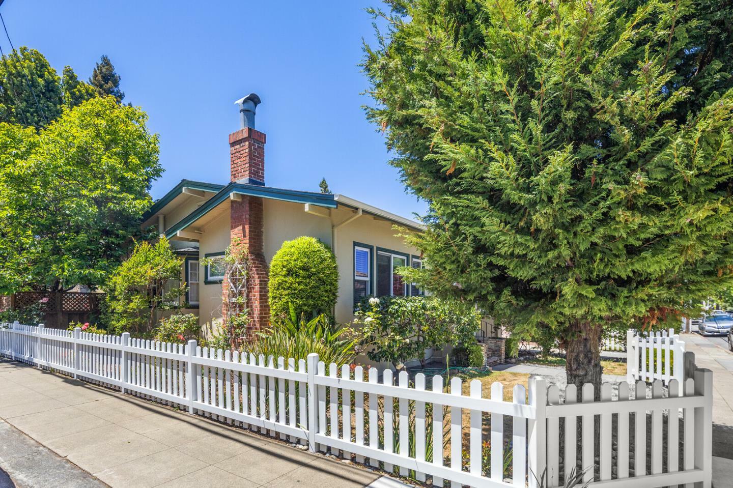 Property Photo: 303 Highland Avenue CA 94401