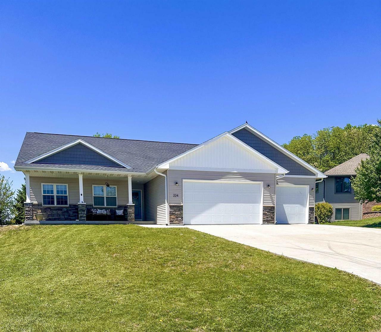 Property Photo: 224 Clover Lane WI 53537
