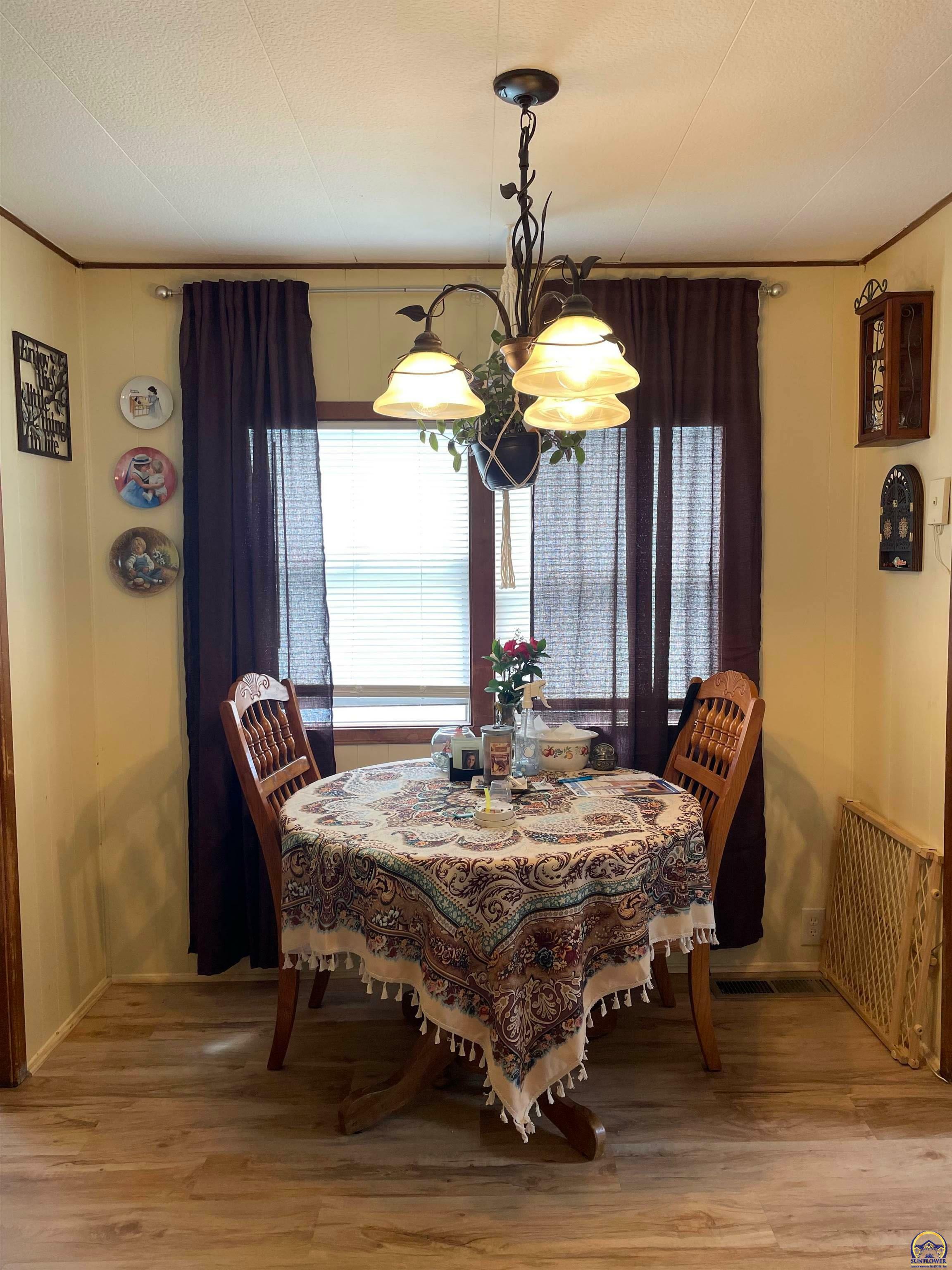 Property Photo:  4630 SE Girard St  KS 66609 