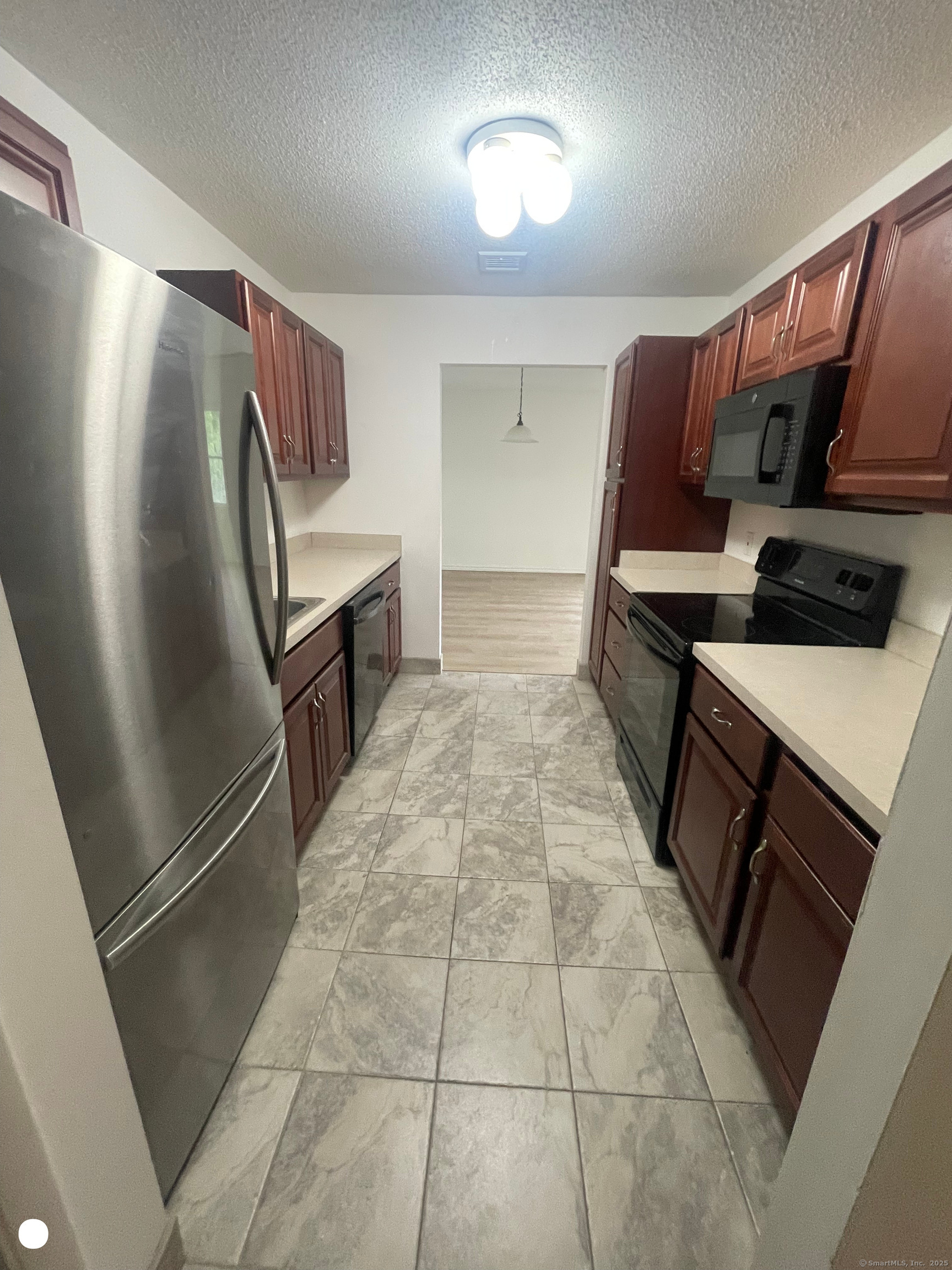 Property Photo: 30 Stoneycrest Drive 35 CT 06457