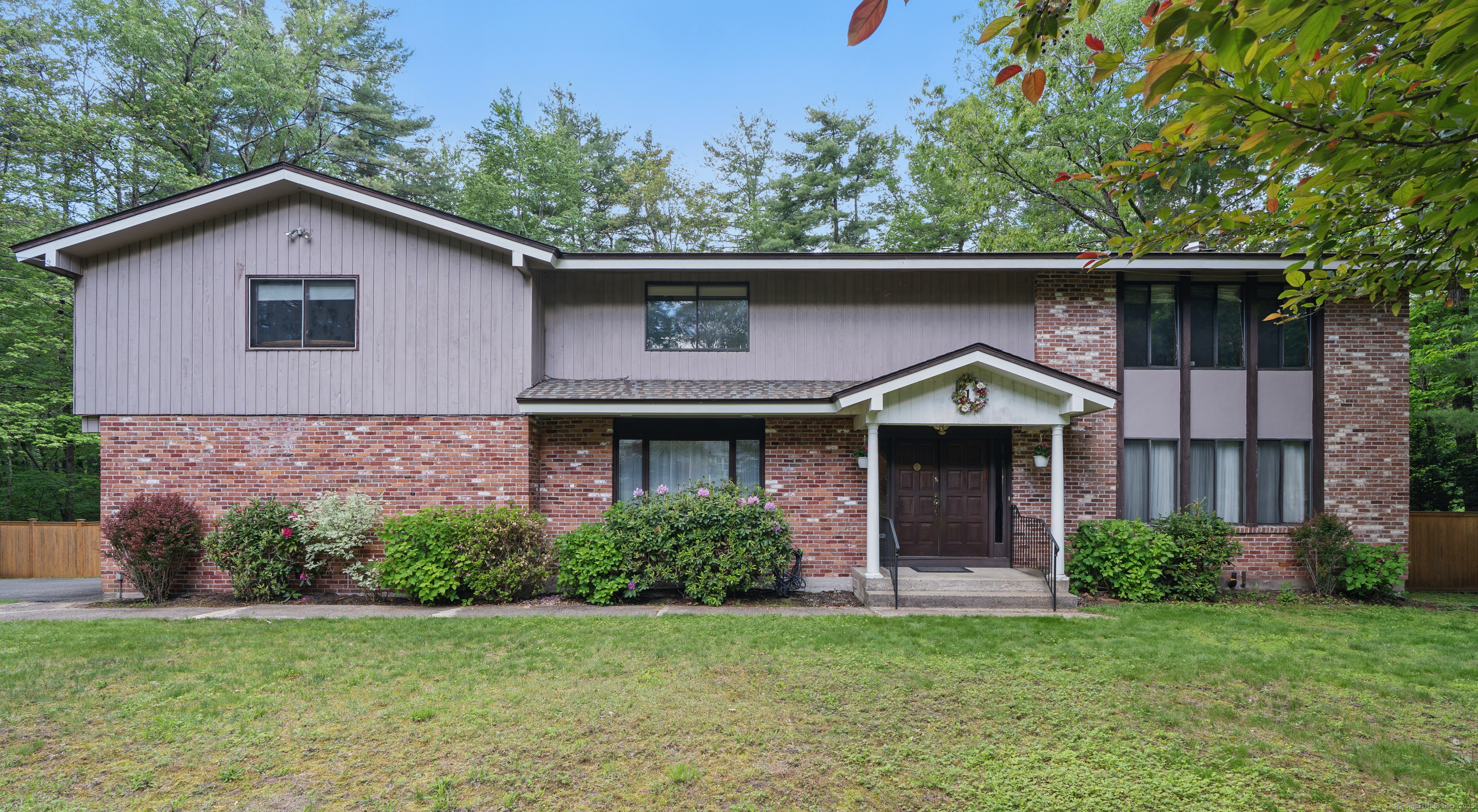 Property Photo:  1 Nod Brook Drive  CT 06070 