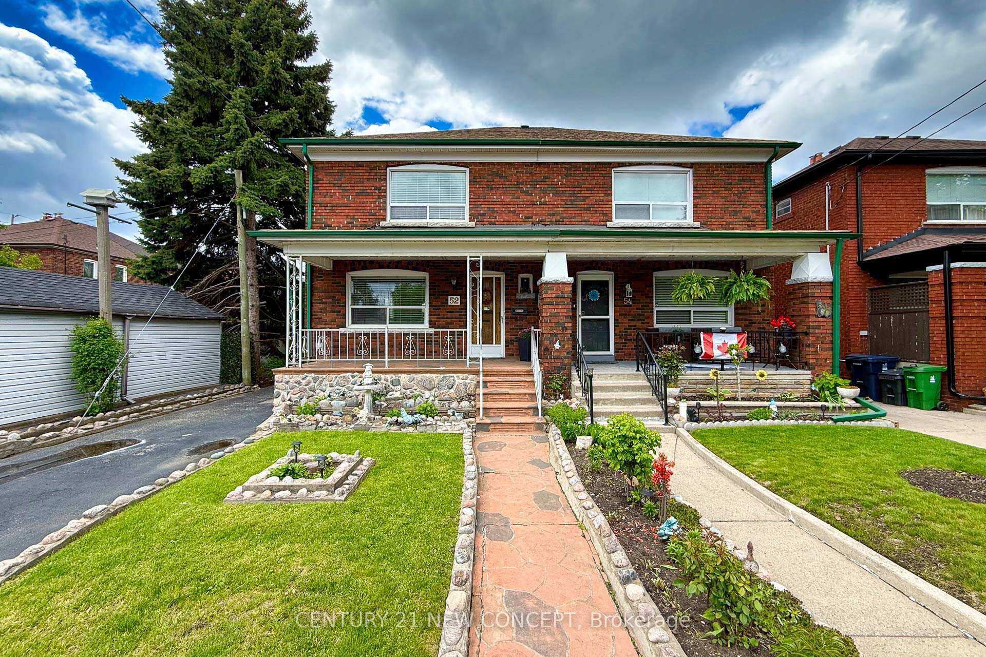 Property Photo: 52 Frankdale Avenue ON M4J 4A2