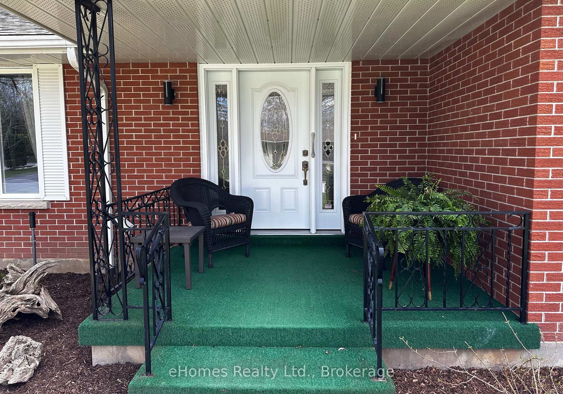 Property Photo: 525 4th A Street W ON N4K 6A4