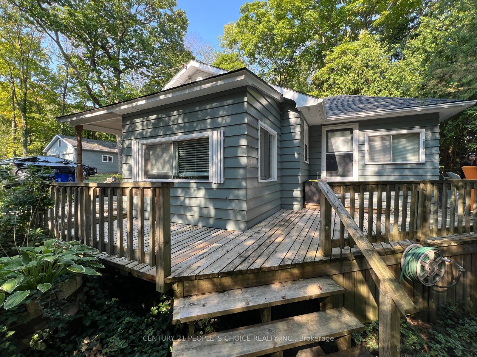 Property Photo: 606 Mallory Beach Road N ON N0H 2T0