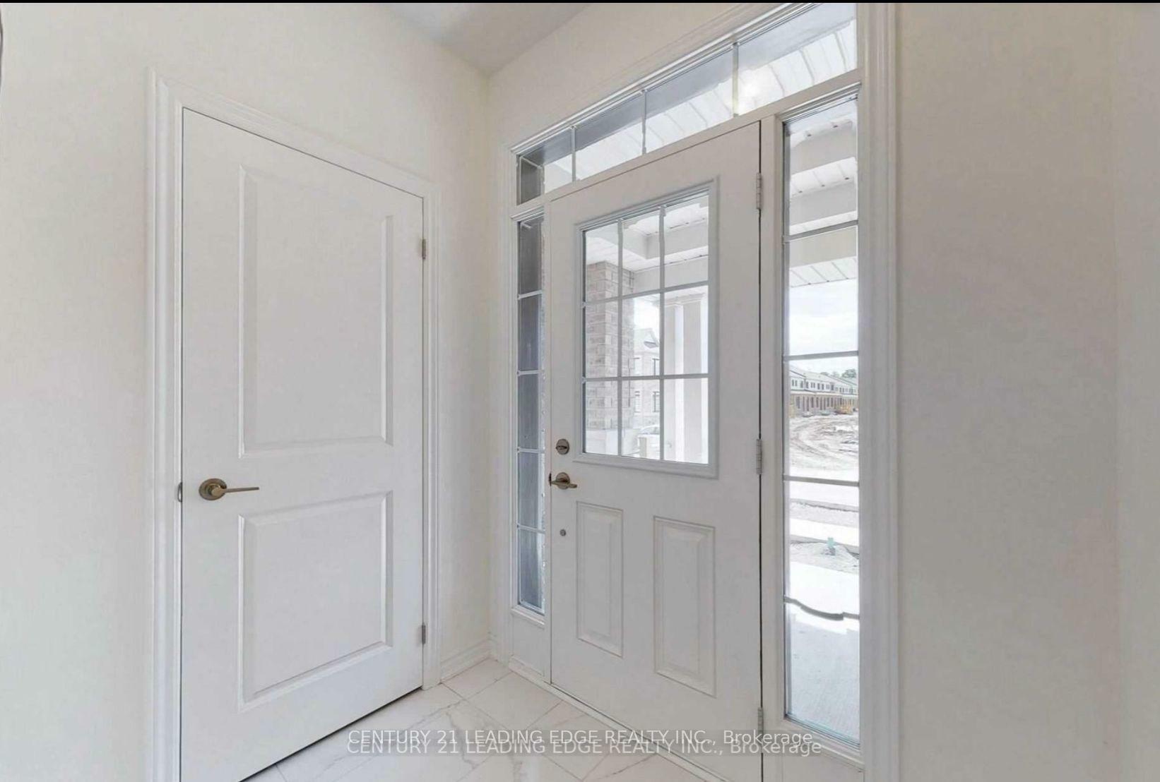 Photo de la propriété: 51 Macpherson Street ON L1P 0N5