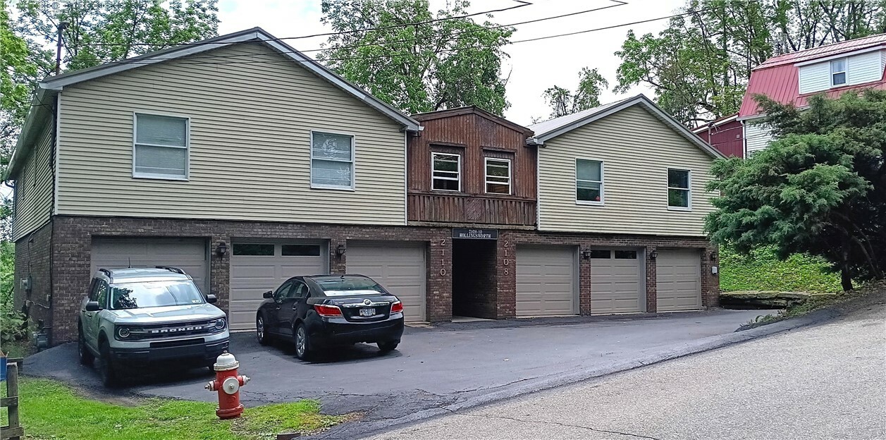 2108-2110 Hollingsworth Street  New Kensington PA 15068 photo