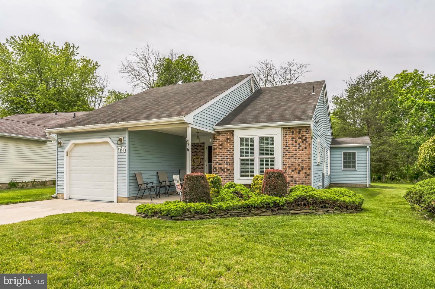 Property Photo: 75 Eddystone Way NJ 08054