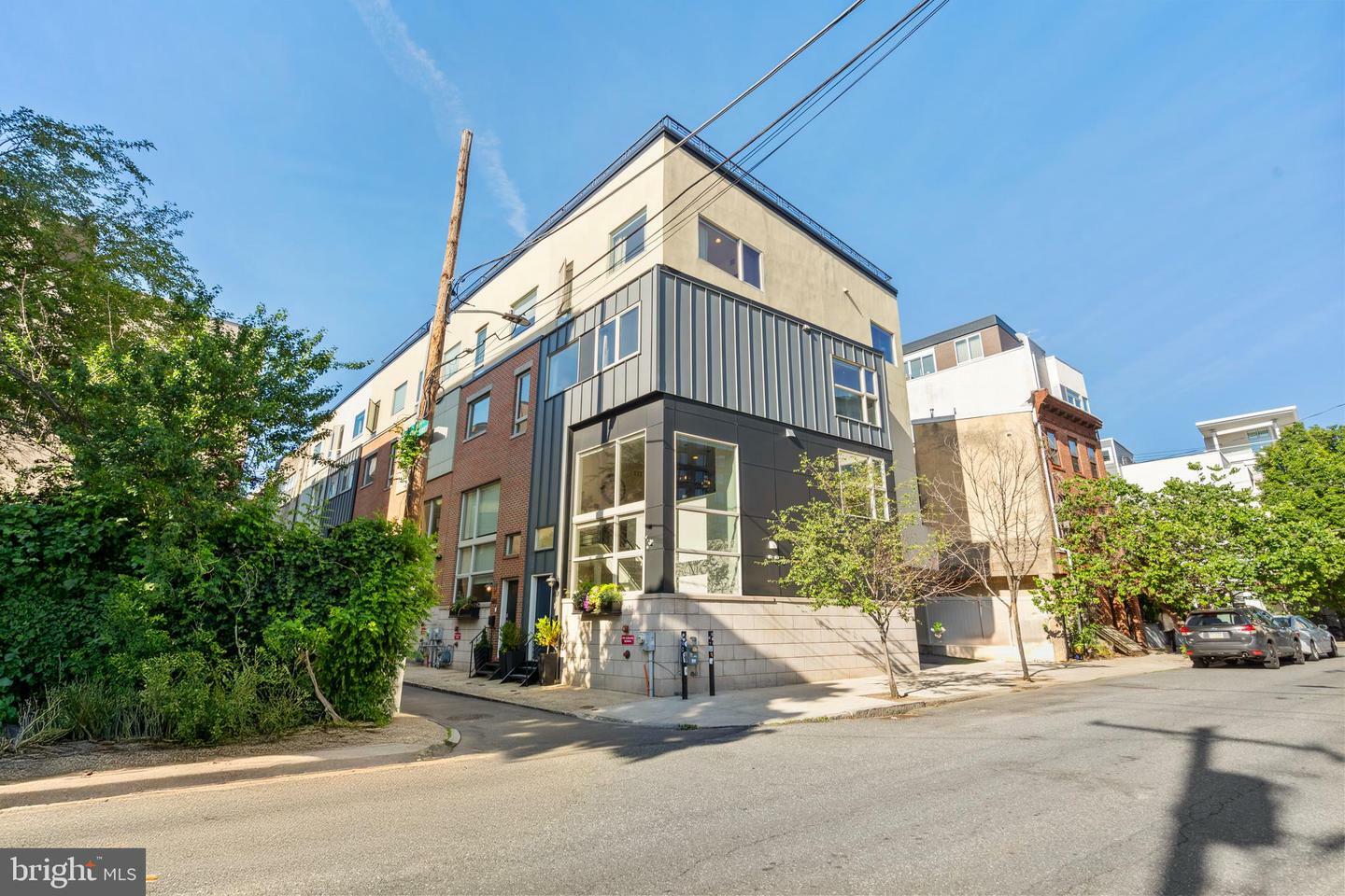 Property Photo: 601 N Bodine Street 6 PA 19123