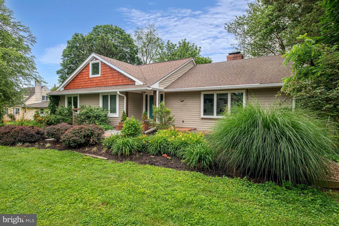 Property Photo:  14 Greenhill Road  PA 19380 