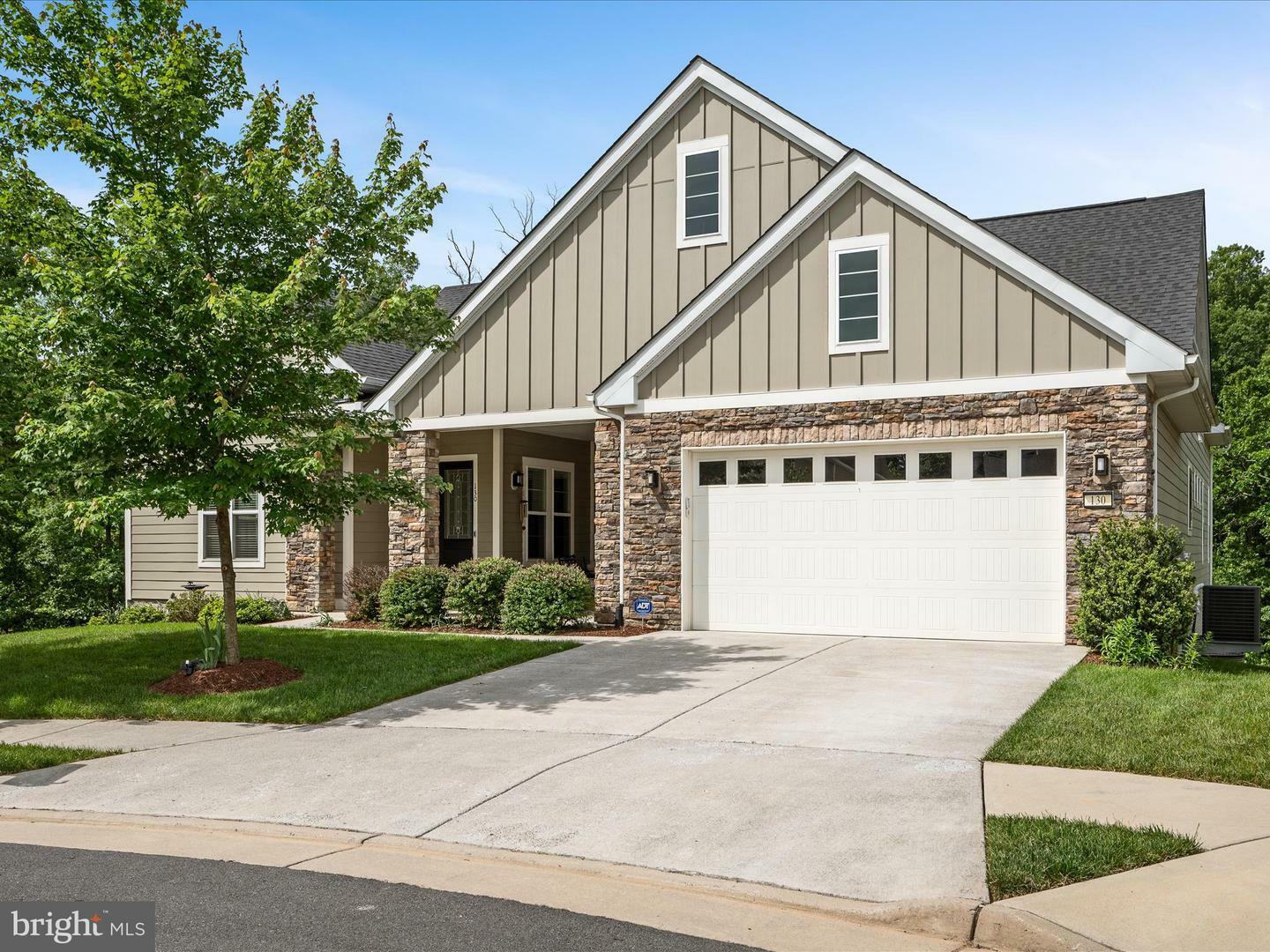 Property Photo: 130 Grosbeak Court VA 22630