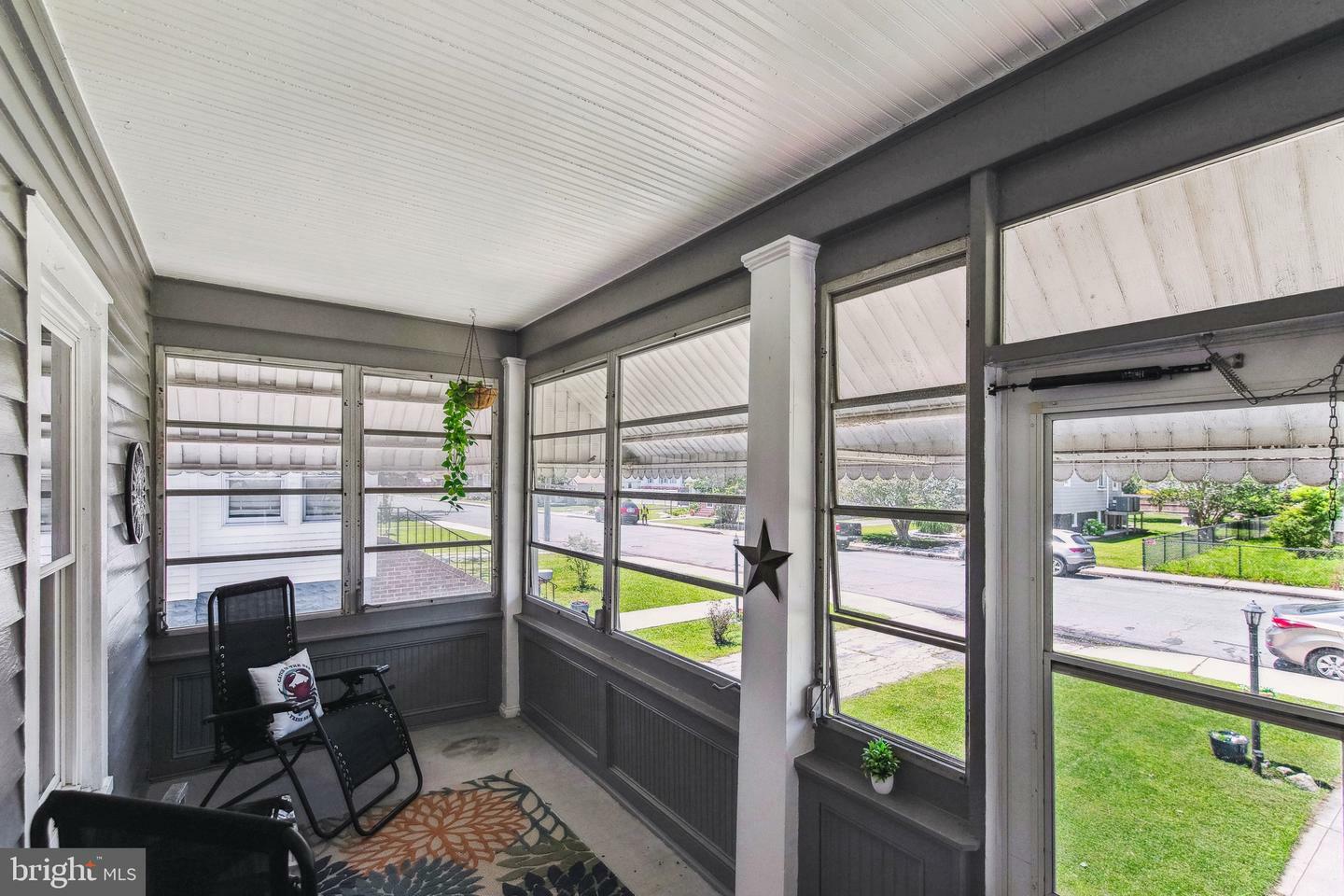 Property Photo: 406 Myrtle Street MD 21817