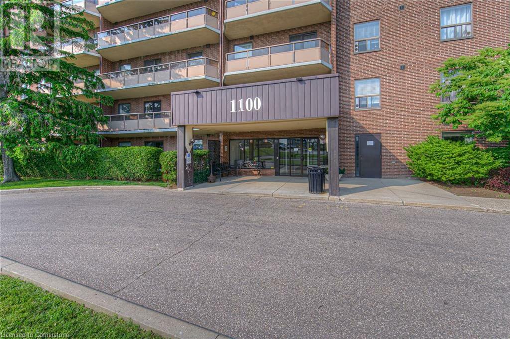Property Photo: 1100 East Courtland Avenue East 211 ON N2C 2H9