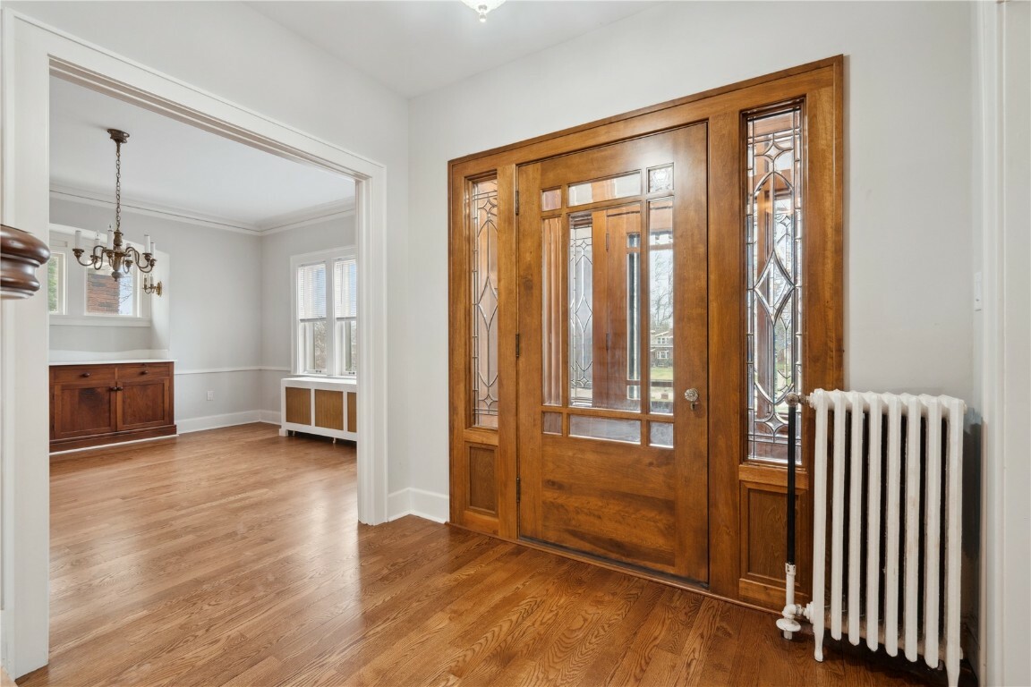 Property Photo: 2325 Grande Avenue SE IA 52403